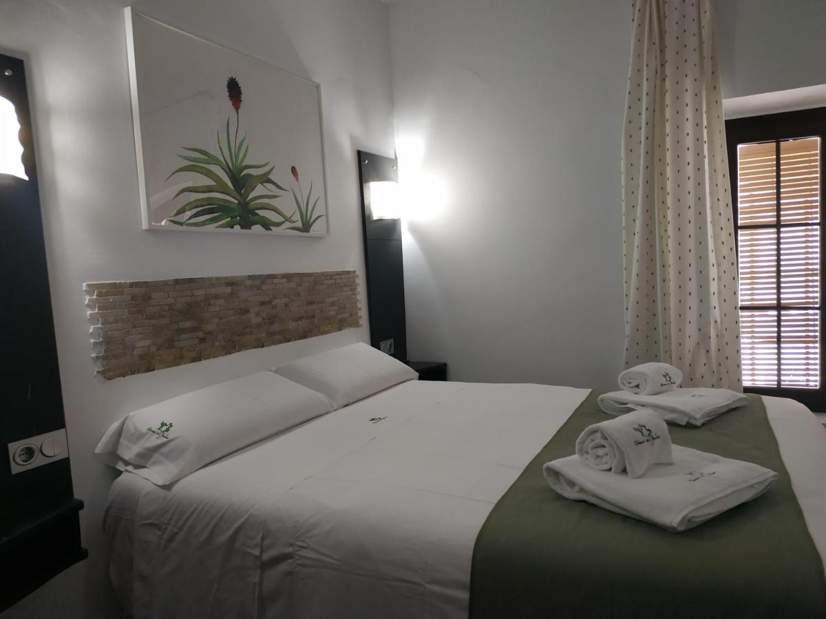 Hostal Esencia De Azahar Córdoba Dış mekan fotoğraf